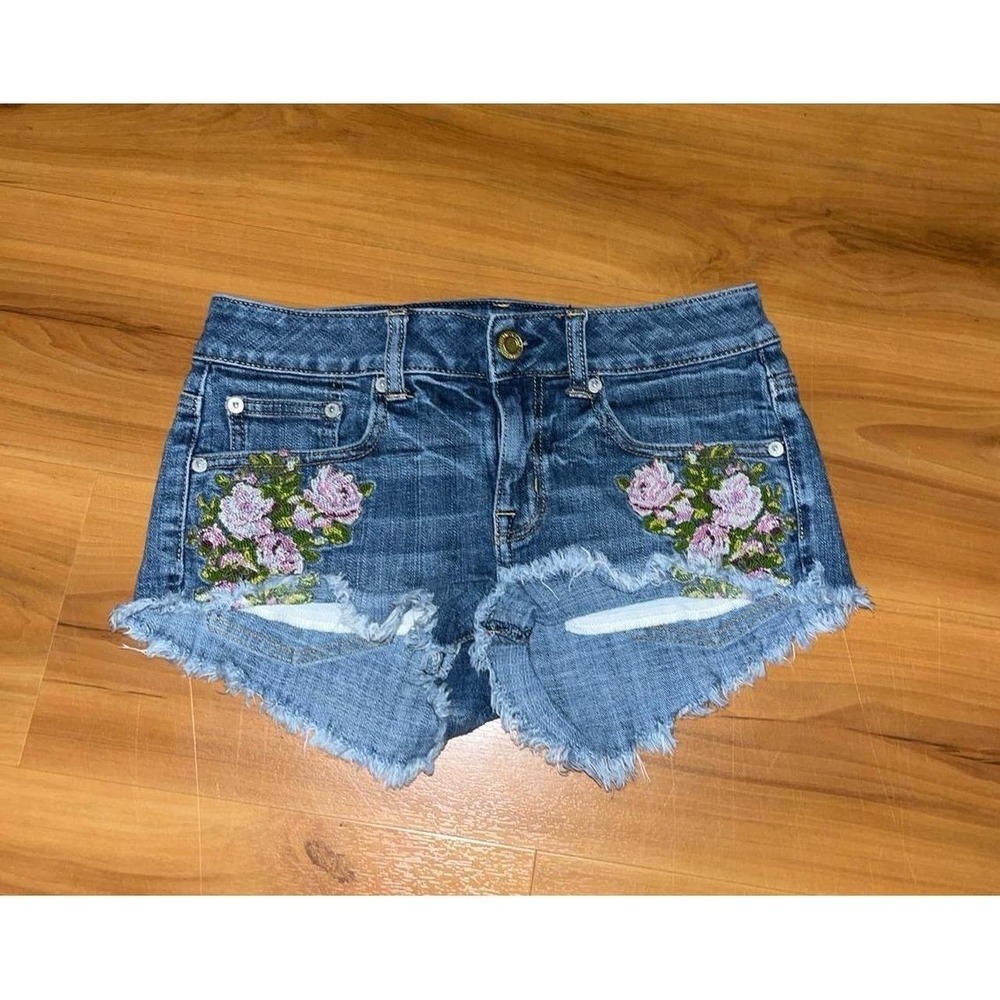 Womens American Eagle Floral Stretch Mini Jean Shorts